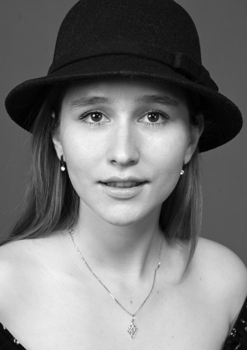 Элина Гриценко