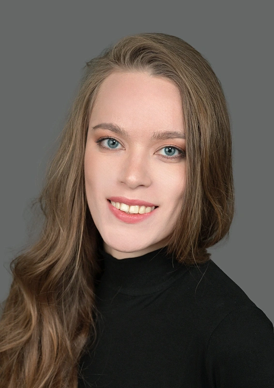 Юлия Оболенская