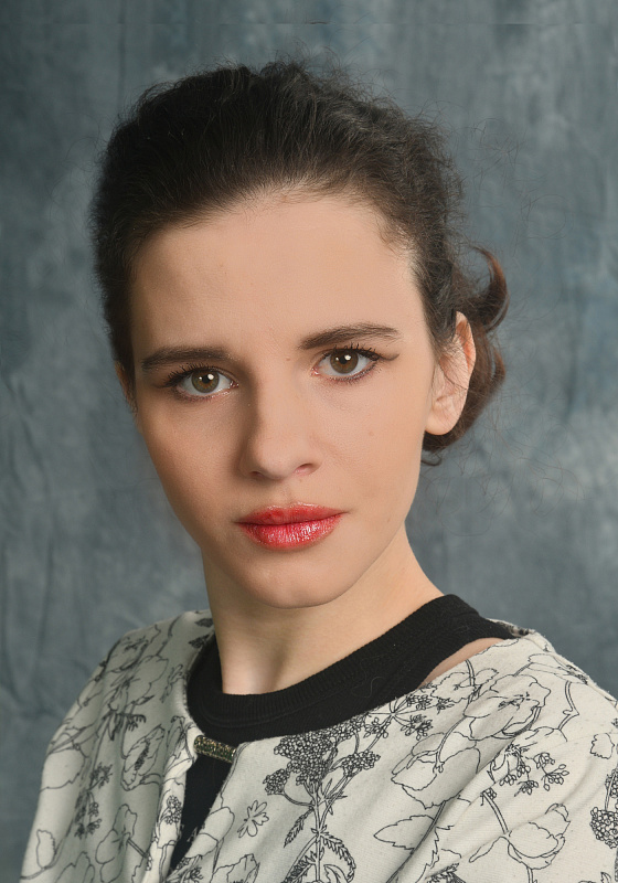 Елена Рау