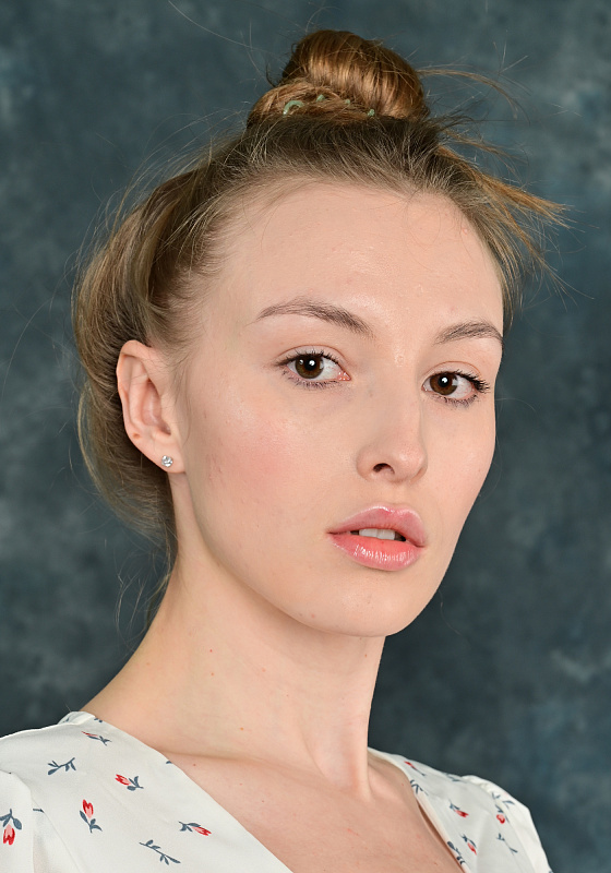 Анна Макарова